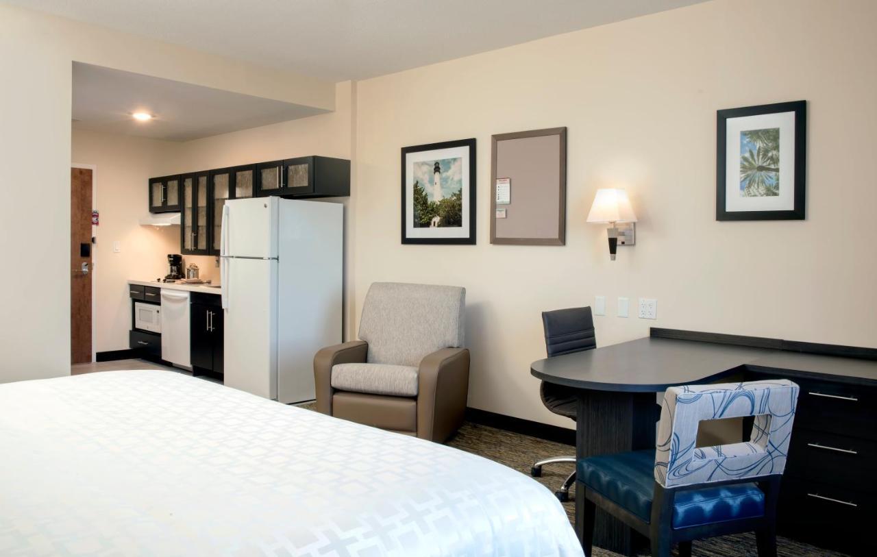 Candlewood Suites - Miami Exec Airport - Kendall By Ihg Country Walk Eksteriør billede